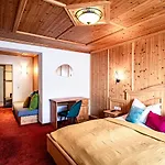 Dorfgefuehl 3* Westendorf
