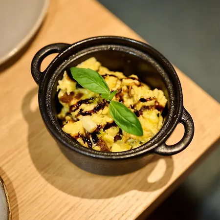 Dorfgefuehl Nocleg ze śniadaniem 3*